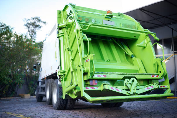 Best Yard Cleanup Services  in Smiths Station, AL